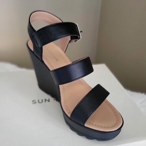 Sun + Stone Black Wedge Siennaa Sandals With Adjustable Straps- 8M - Picture 6 of 7
